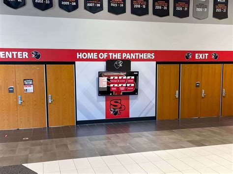 Entrance hall display screen